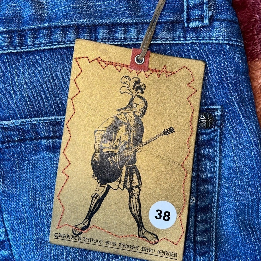 NWT- UR Knighted Royal denim 5 pocket jeans. Size 38. New - old stock - Picture 9 of 9